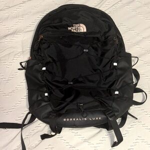 THE NORTH FACE BOREALIS LUXE BLACK AND ROSE GOLD BACKPACK 🩷
